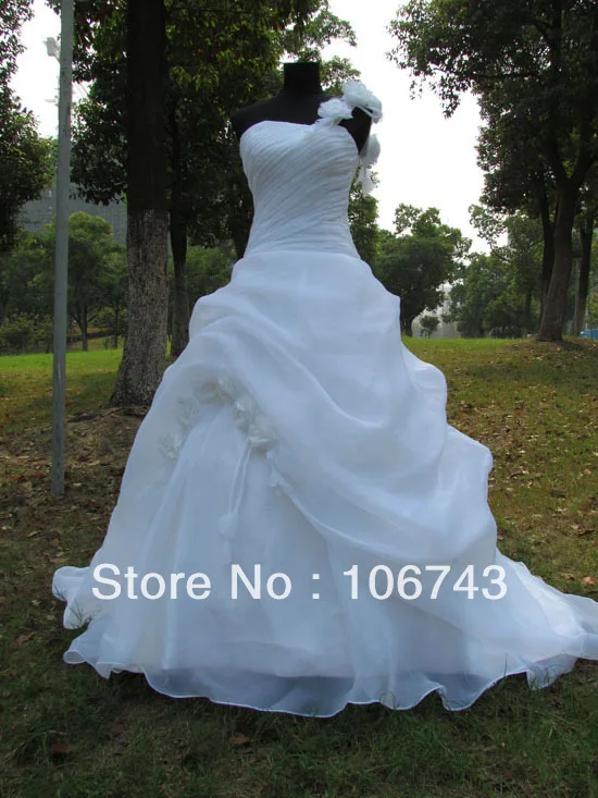 vestido de noiva 2018 new fashion long designer flowers organza Chinese one shoulder bridal gown mother of the bride dresses
vestido de noiva 2018 new fashion long designer flowers organza Chinese one shoulder bridal gown mother of the bride dresses