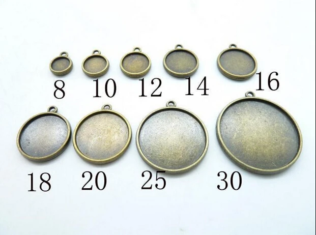 Fit 8,10,12,14,16,18,20,25,30mm Round double sideds Metal Antique Bronze Cameo cabochon Pendant Jewelry Base Setting Accessory
Fit 8,10,12,14,16,18,20,25,30mm Round double sideds Metal Antique Bronze Cameo cabochon Pendant Jewelry Base Setting Accessory