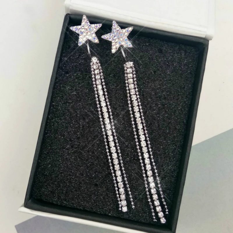 Hot Sell New Earrings Fashion Personality Five-pointed Star Brinco Crystal Tassel Long Ear Nails Accessories Wholesale Oorbellen
Hot Sell New Earrings Fashion Personality Five-pointed Star Brinco Crystal Tassel Long Ear Nails Accessories Wholesale Oorbellen