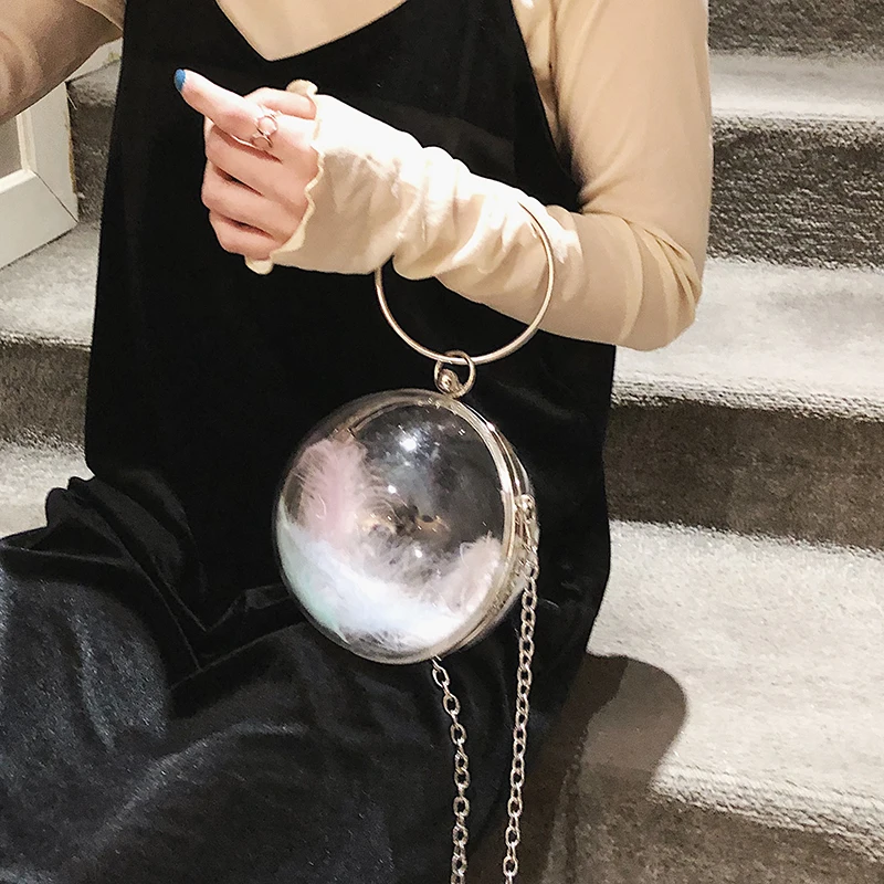 2019 Round Plastic Bags Women Summer Transparent Bag Chain Cross Body Bag Female Circle Bohemia Handbag Lowest price Clutch 430
2019 Round Plastic Bags Women Summer Transparent Bag Chain Cross Body Bag Female Circle Bohemia Handbag Lowest price Clutch 430