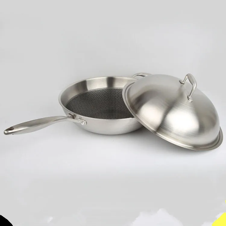 Floating beehive diamond Fast fried king five-layer diamond smokeless pot Stainless Steel Non-stick woks High-end gift pot
Floating beehive diamond Fast fried king five-layer diamond smokeless pot Stainless Steel Non-stick woks High-end gift pot