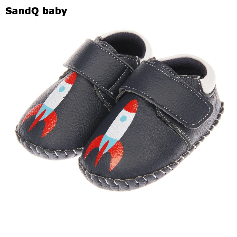 New 2017 Baby Moccasins Infant Anti-Slip Genuine Leather First Walkers Soft Sole Newborn 0-2 Years Sneakers Branded Baby Shoes
New 2017 Baby Moccasins Infant Anti-Slip Genuine Leather First Walkers Soft Sole Newborn 0-2 Years Sneakers Branded Baby Shoes