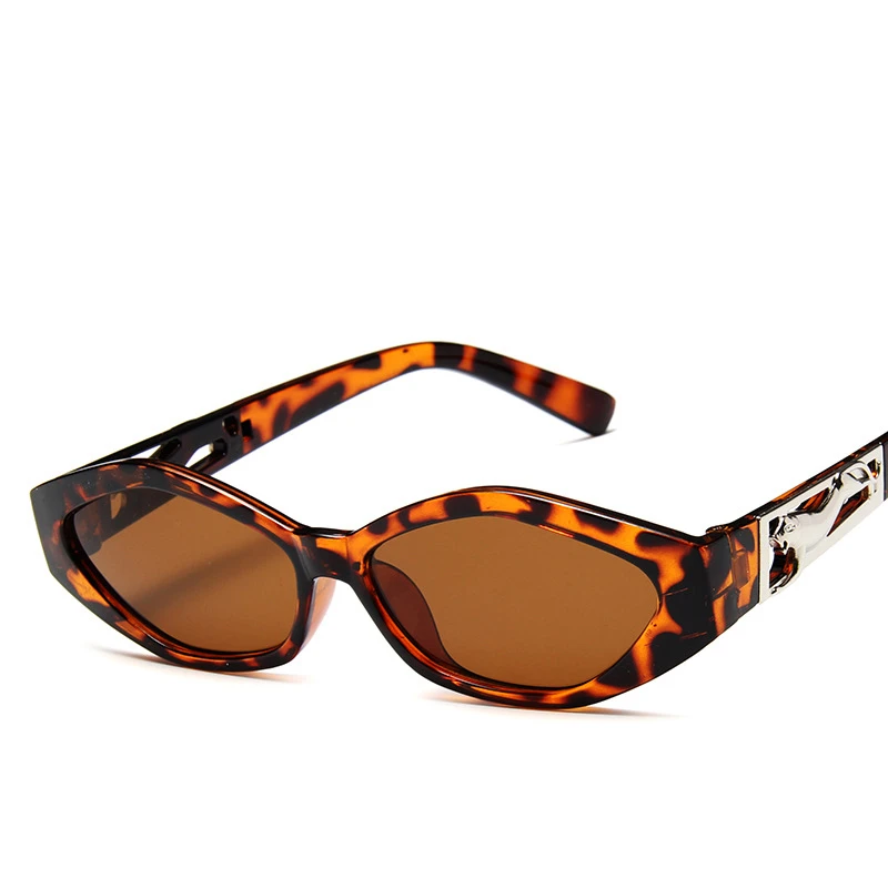 2019 new unisex sunglasses fashion women Europe and small box sunglasses personality leopard cat eye sunglasses
2019 new unisex sunglasses fashion women Europe and small box sunglasses personality leopard cat eye sunglasses