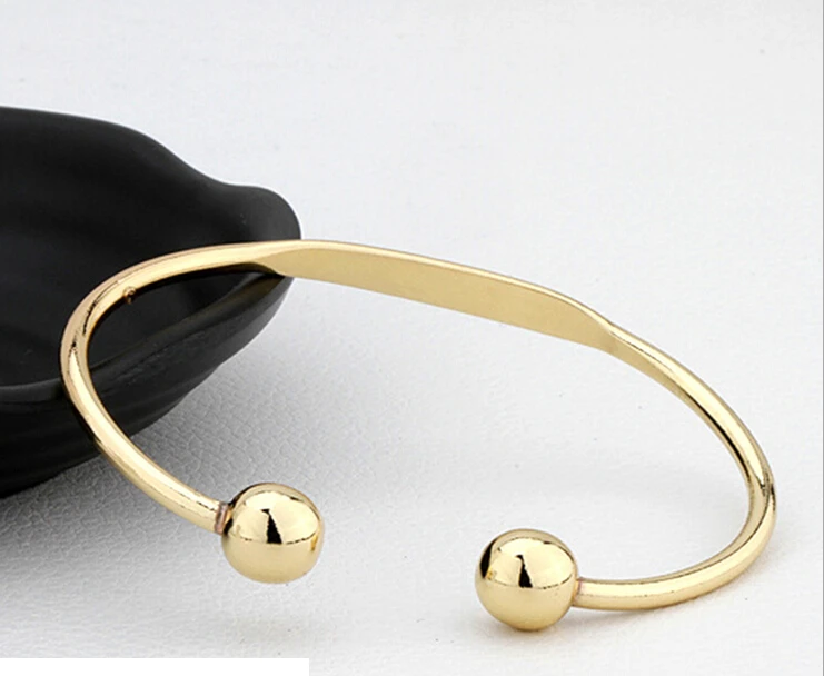 Fashion Men Titanium Steel Magnetic Bracelet Business Bangle Health Healing Wristband Link Chain Luxury Jewelry Friendship Gift
Fashion Men Titanium Steel Magnetic Bracelet Business Bangle Health Healing Wristband Link Chain Luxury Jewelry Friendship Gift