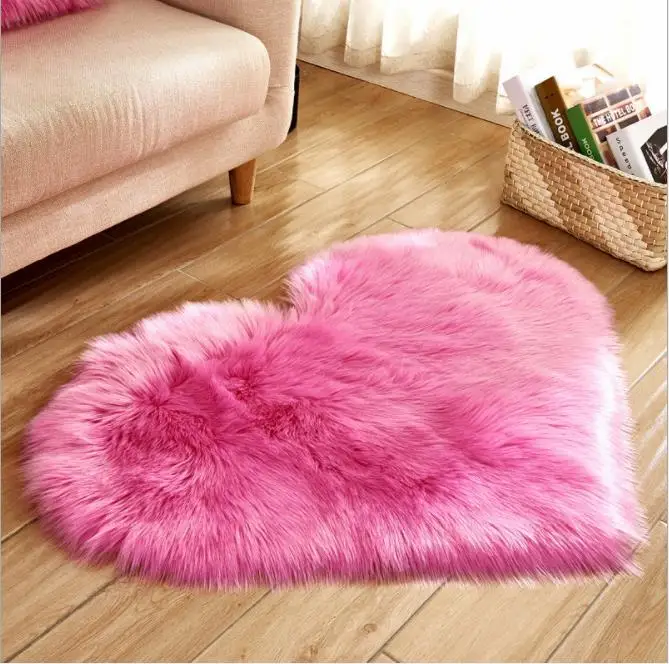 

Love Heart Rugs Artificial Wool Sheepskin Hairy Carpet Faux Floor Mat Fur Plain Fluffy Soft Area Rug Tapetes