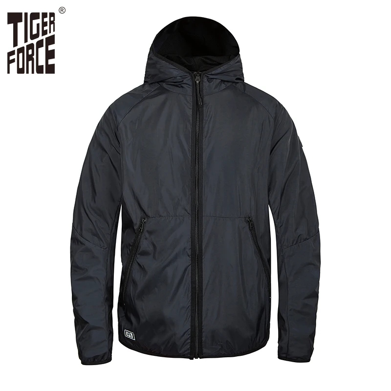 Tiger Force 2019 Ultra-Light Hooded Men Jacket Spring Summer Breathable Clothes Sun Protection Jackets Quick Dry Anti-UV Coat
Tiger Force 2019 Ultra-Light Hooded Men Jacket Spring Summer Breathable Clothes Sun Protection Jackets Quick Dry Anti-UV Coat