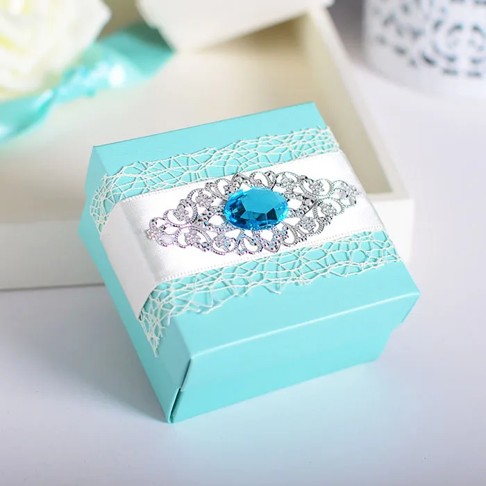Free shipping fashion paper sweet boxes for bride shower DELIVER WITH SEMI-FINISH GOODS , 100 pcs /lot , GL 140
Free shipping fashion paper sweet boxes for bride shower DELIVER WITH SEMI-FINISH GOODS , 100 pcs /lot , GL 140
