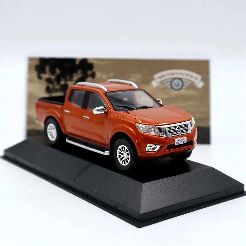 nissan frontier diecast