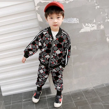 Spring Autumn velvet boys 2 pcs set baby jacket + pants kids suit children streetwear brand set geometric check 2 to 7 yrs
Spring Autumn velvet boys 2 pcs set baby jacket + pants kids suit children streetwear brand set geometric check 2 to 7 yrs
