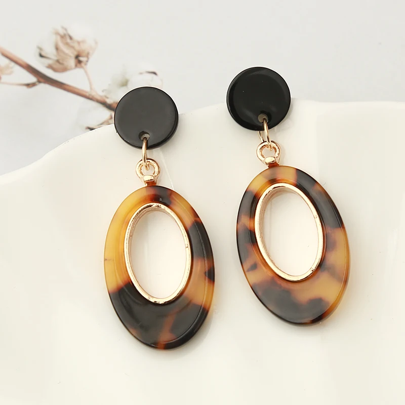 Za Resin Water Drop Earrings Women Luxury Dangle Geometric Maxi Statement Earrings Acetic Acid Beads Pendant Brinco Jewelry
Za Resin Water Drop Earrings Women Luxury Dangle Geometric Maxi Statement Earrings Acetic Acid Beads Pendant Brinco Jewelry