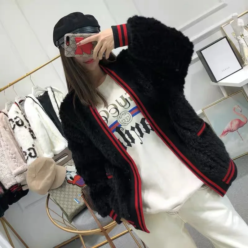 Real Mink Fur Coat 2018 Winter Genuine Natural Knitted Mink Fur Coat Jacket Women Fur Trench Overcoat Hoody Outerwear Coats
Real Mink Fur Coat 2018 Winter Genuine Natural Knitted Mink Fur Coat Jacket Women Fur Trench Overcoat Hoody Outerwear Coats