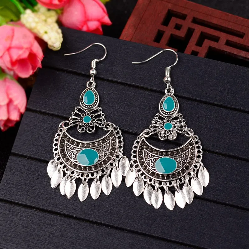 Amader Retro Crescent Shape Silver Leaf Tassel Earrings For Women Bohemia Jhumka Green Earrings Indian Jewelry Oorbellen HXE081
Amader Retro Crescent Shape Silver Leaf Tassel Earrings For Women Bohemia Jhumka Green Earrings Indian Jewelry Oorbellen HXE081