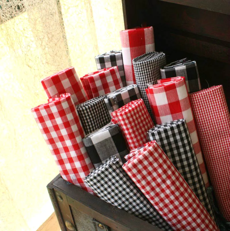 10Pcs ClassicRed/Black Plaid Yarn Dyed Ripstop Cotton Fabric For Hometextile Sewing Baby Dress Cotton Fabrics Patchwork 40x50cm
10Pcs ClassicRed/Black Plaid Yarn Dyed Ripstop Cotton Fabric For Hometextile Sewing Baby Dress Cotton Fabrics Patchwork 40x50cm