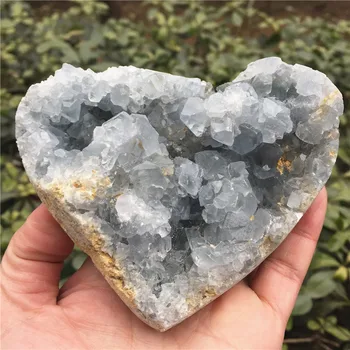 Beautiful Natural Kyanite Quartz Crystal Cluster Heart Rough Druzy Geode Specimen Minerals Reiki Healing Gemstone As Gift
Beautiful Natural Kyanite Quartz Crystal Cluster Heart Rough Druzy Geode Specimen Minerals Reiki Healing Gemstone As Gift
