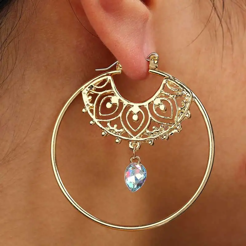 Vintage Trendy Gold Color Hoop Earrings For Women Bohemian Crystal Statement Geometry Round Creole Earring Christmas Jewelry
Vintage Trendy Gold Color Hoop Earrings For Women Bohemian Crystal Statement Geometry Round Creole Earring Christmas Jewelry