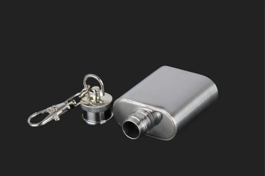 by-dhl-500pcs-high-quality-Pocket-1oz-Mini-Stainless-Steel-Hip-Flask-With-Keychain-Alcohol-Whiskey