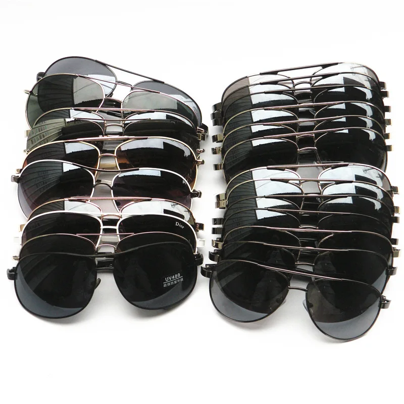 Cubojue 10 pcs/lot Wholesale Mens Sunglasses Aviation Mix Color Models Frog Sun Glasses for Man Cheap Sale in Lot
Cubojue 10 pcs/lot Wholesale Mens Sunglasses Aviation Mix Color Models Frog Sun Glasses for Man Cheap Sale in Lot