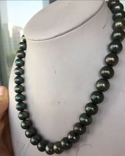 bjc 0001187 stunning 11-12mm round tahitian peacock green pearl necklace (C0309)
bjc 0001187 stunning 11-12mm round tahitian peacock green pearl necklace (C0309)