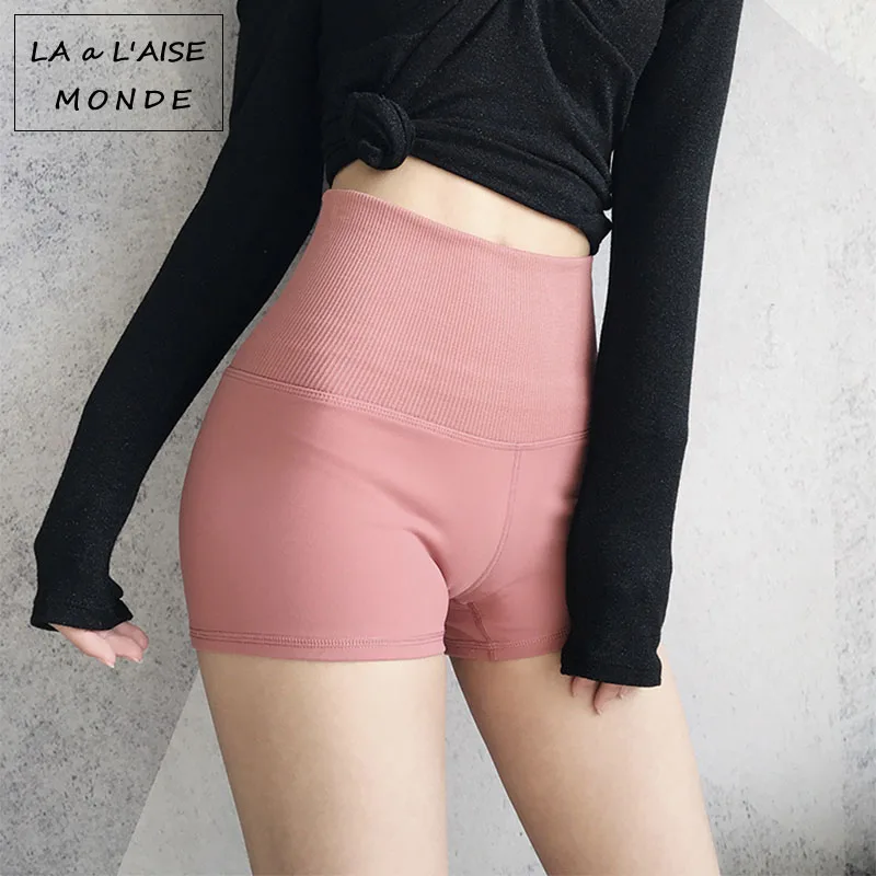 Yoga Shorts High Waist Tight Skin Peach Hips Shorts Female Summer Hips Yoga Shorts Fitness Gym Shorts Women Athletic Shorts
Yoga Shorts High Waist Tight Skin Peach Hips Shorts Female Summer Hips Yoga Shorts Fitness Gym Shorts Women Athletic Shorts
