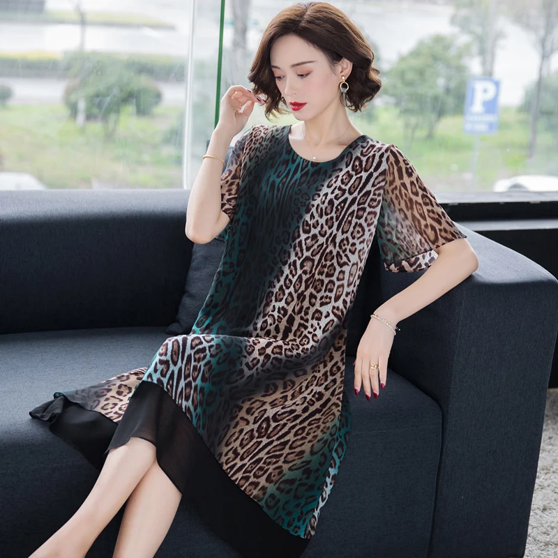 4xl 3xl Plus size dress Women's Summer New Bohemian Leopard Print Beach Dress Large Size Silk Vintage chiffon Dress
4xl 3xl Plus size dress Women's Summer New Bohemian Leopard Print Beach Dress Large Size Silk Vintage chiffon Dress