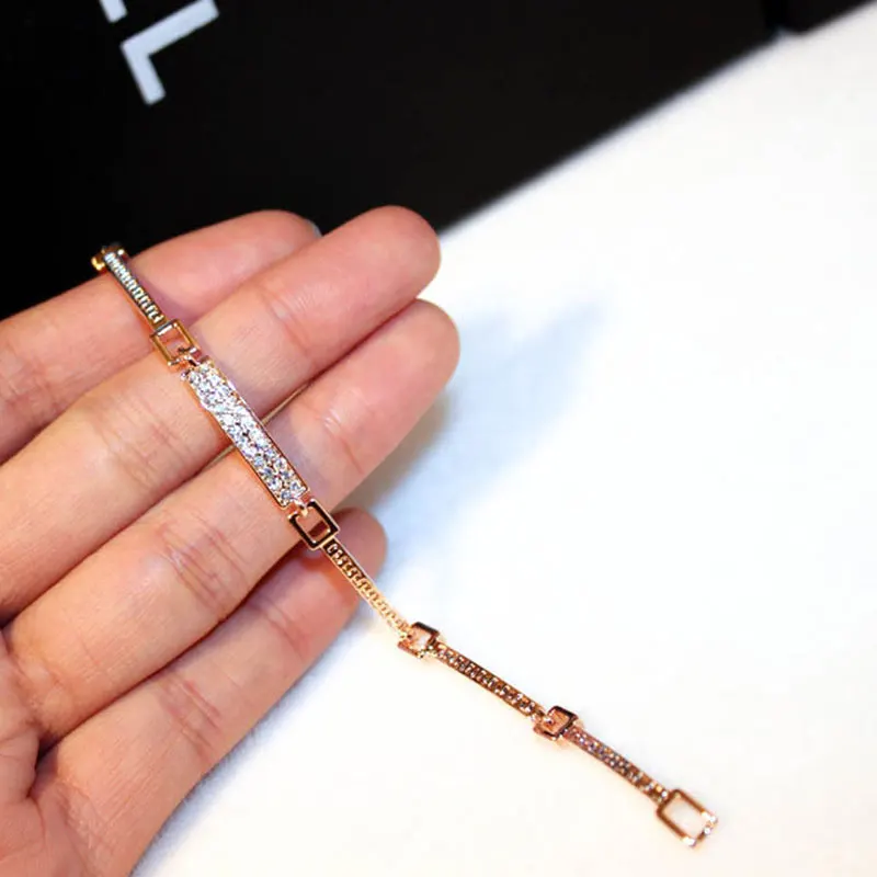 Fashion Rhinestone Crystal Bangle Bracelet For Women Luxury Gold Color Exquisite Made Luxurious Jewelry Pulseira
Fashion Rhinestone Crystal Bangle Bracelet For Women Luxury Gold Color Exquisite Made Luxurious Jewelry Pulseira