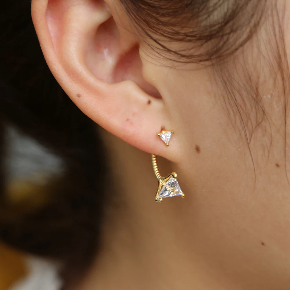 Gothic Fashion New Tredny Curve front back Earrings Double Side Stud Earrings Real 925 silver jewelry Gold color Triangle Studs
Gothic Fashion New Tredny Curve front back Earrings Double Side Stud Earrings Real 925 silver jewelry Gold color Triangle Studs