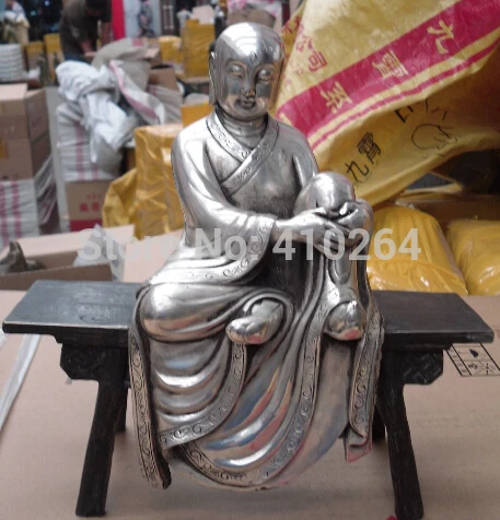$GANG collection Tibetan Buddhist bronze coated silver smile sat monk buddha statue
$GANG collection Tibetan Buddhist bronze coated silver smile sat monk buddha statue