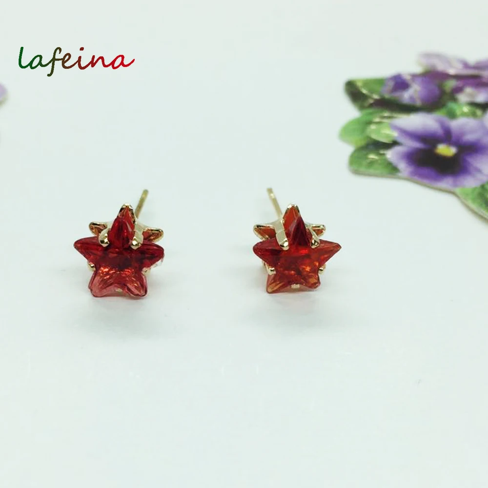 2019 New Fashion Brand Jewelry Crystal Stud Earrings For Women Tiny Simple Crown Earrings Christmas Gift
2019 New Fashion Brand Jewelry Crystal Stud Earrings For Women Tiny Simple Crown Earrings Christmas Gift