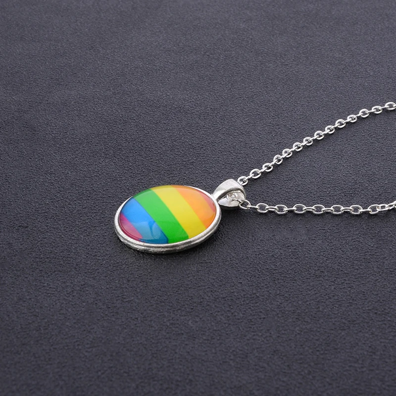 2018 New Fashion Glass Colorful Rainbow Flower Buttons Flag Crystal Pendant Necklace For Bisexual Lgbt Gay Pride Jewelry Gift
2018 New Fashion Glass Colorful Rainbow Flower Buttons Flag Crystal Pendant Necklace For Bisexual Lgbt Gay Pride Jewelry Gift