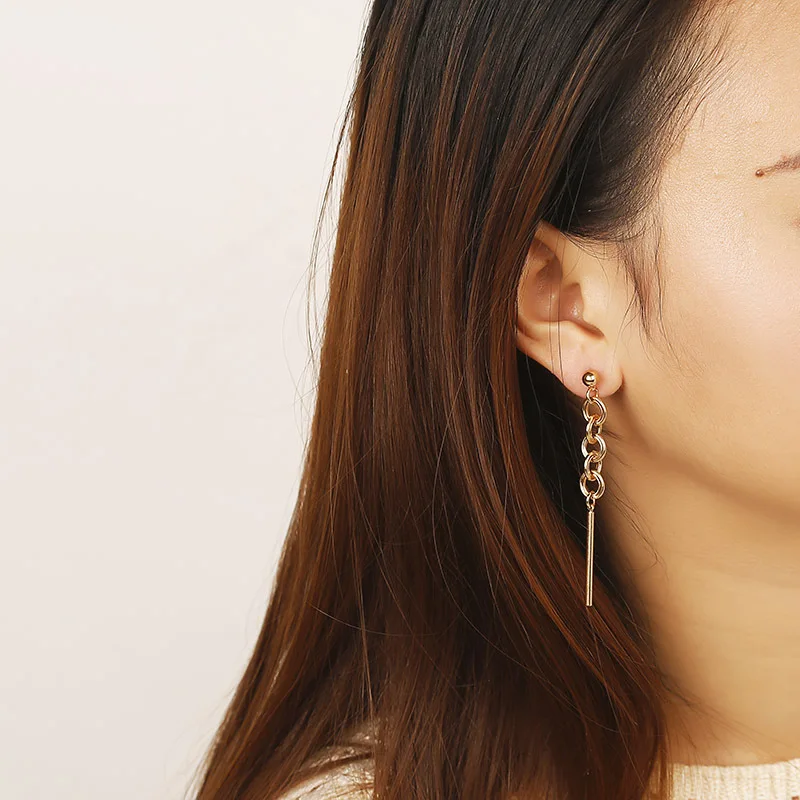 2019 New Silver Color Punk Simple Bar Earrings Long Stick Studs Earrings Wholesale For Women Jewelry Geometry Brincos Bijoux
2019 New Silver Color Punk Simple Bar Earrings Long Stick Studs Earrings Wholesale For Women Jewelry Geometry Brincos Bijoux