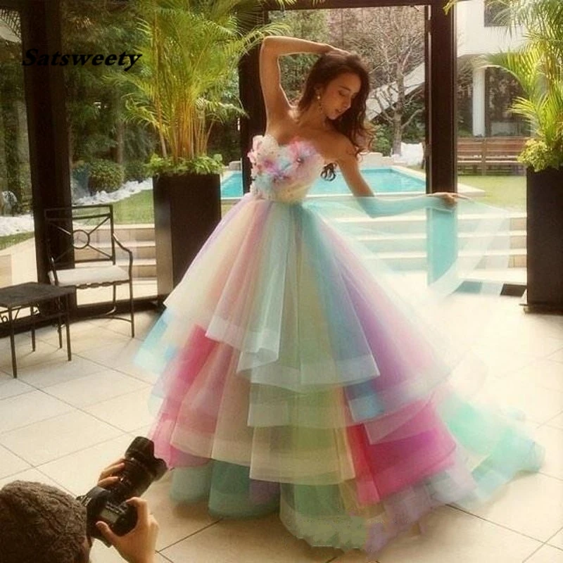 Colorful Rainbow Ball Gown Prom Dresses Strapless Flowers Tulle Floor Length Bandage Evening Party Dresses
Colorful Rainbow Ball Gown Prom Dresses Strapless Flowers Tulle Floor Length Bandage Evening Party Dresses