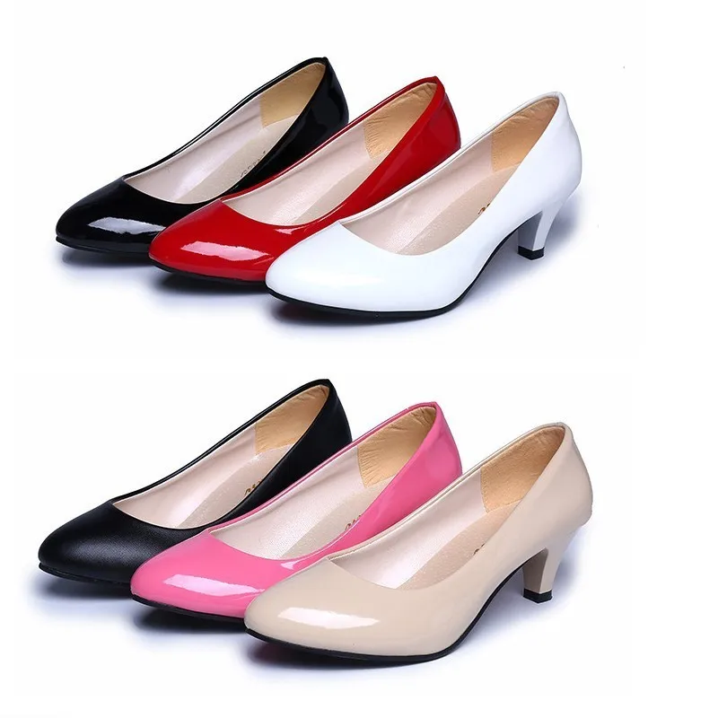 Patent leather Low Heels Shoes Women Professional Shoes Ladies Shallow Mouth Work Shoes Elegant Ladies Office Shoes
Patent leather Low Heels Shoes Women Professional Shoes Ladies Shallow Mouth Work Shoes Elegant Ladies Office Shoes