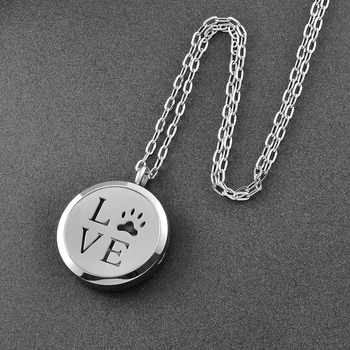 KLH0132 316L Hypo-allergic Love Pet Footprint Aromatherapy Essential Oil Diffuser Locket Pendant Necklace for Women Accessories
KLH0132 316L Hypo-allergic Love Pet Footprint Aromatherapy Essential Oil Diffuser Locket Pendant Necklace for Women Accessories