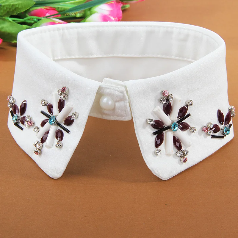 Korean Version of The Fashion Rhinestone Beaded Fake Collar Female Exquisite Small Cotton Sweater |
