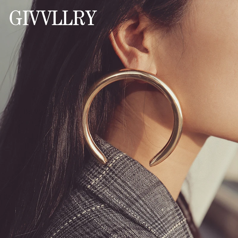 GIVVLLRY Gold New Moon Statement Earrings Fashion Jewelry Vintage Punk Geometric Crescent Arc Shaped Big Stud Earrings for Women
GIVVLLRY Gold New Moon Statement Earrings Fashion Jewelry Vintage Punk Geometric Crescent Arc Shaped Big Stud Earrings for Women