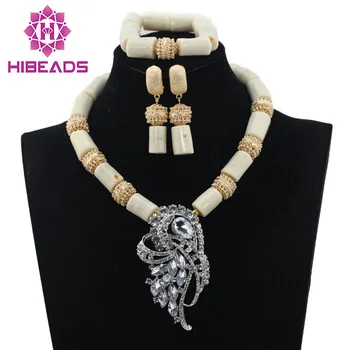 New White Coral African Beads Jewelry Set New Wedding Necklace Set Fashion Pendant Free Shipping CNR614
New White Coral African Beads Jewelry Set New Wedding Necklace Set Fashion Pendant Free Shipping CNR614