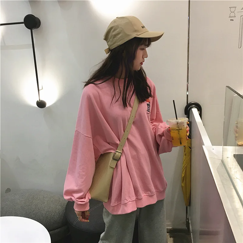 new Korean letter printing solid color pink purple loose XL fashion women's shirt casual sports shirt Harajuku women's sweater
new Korean letter printing solid color pink purple loose XL fashion women's shirt casual sports shirt Harajuku women's sweater