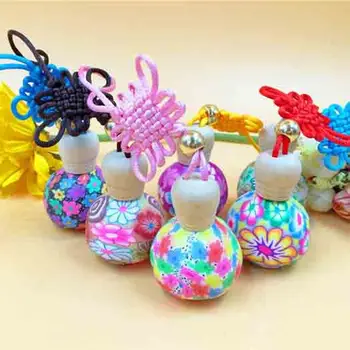 15ml Beautiful Fimo Clay Flower Perfume Bottle Wooden Lids Portable Empty Essential Oil Vials with Chinese Knot Pendant
15ml Beautiful Fimo Clay Flower Perfume Bottle Wooden Lids Portable Empty Essential Oil Vials with Chinese Knot Pendant