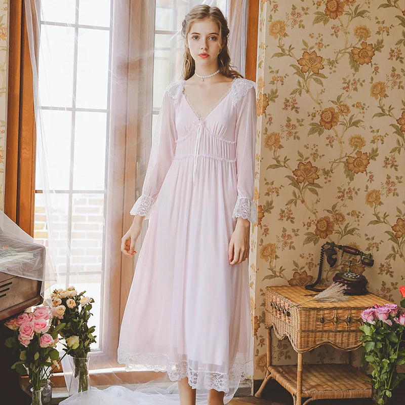 2019 Fall Plus Size Lace Princess Sleepwear Sexy V-neck Home Wear Night Dress Vintage Nightgown Long Sleep Shirt Nightdress
2019 Fall Plus Size Lace Princess Sleepwear Sexy V-neck Home Wear Night Dress Vintage Nightgown Long Sleep Shirt Nightdress