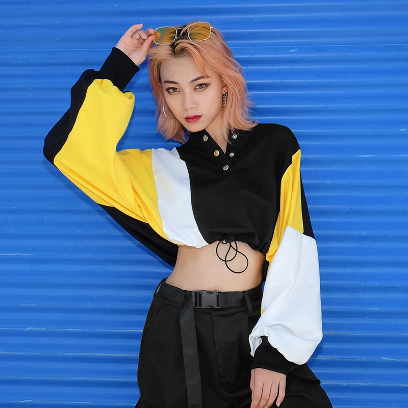 Streetwear Patchwork Hoodies Women Crop Top New Fashion Contrast Color Long Sleeve V-neck Closing Loose Sweatshirts Womens
Streetwear Patchwork Hoodies Women Crop Top New Fashion Contrast Color Long Sleeve V-neck Closing Loose Sweatshirts Womens