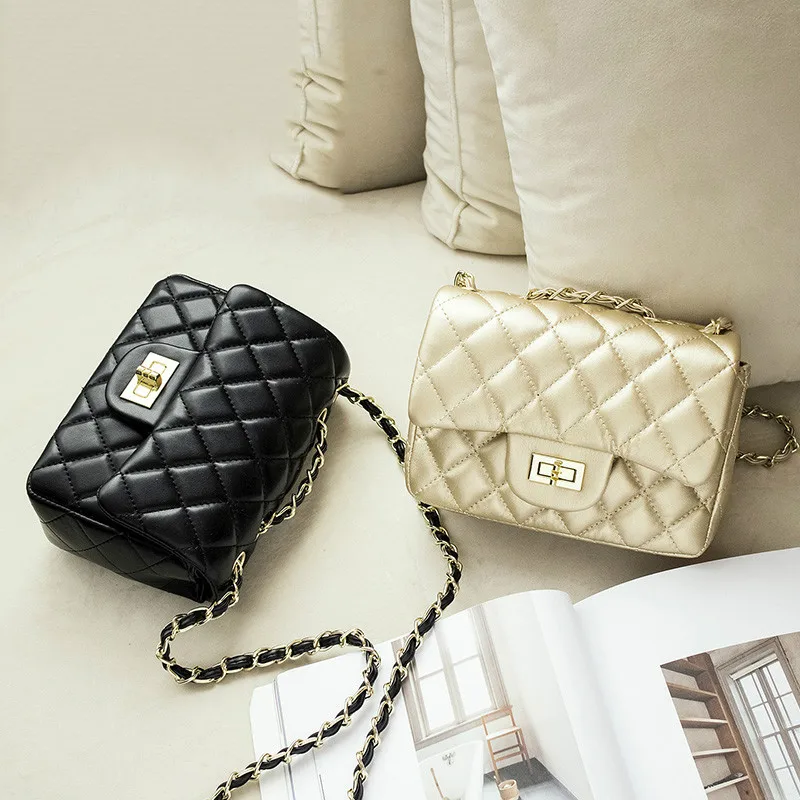 Famous Brand Leather Messenger Bags Luxury Shoulder Bag Quilted Designer Handbags Women Pink Bag Vintage Small Crossbody Bags
Famous Brand Leather Messenger Bags Luxury Shoulder Bag Quilted Designer Handbags Women Pink Bag Vintage Small Crossbody Bags