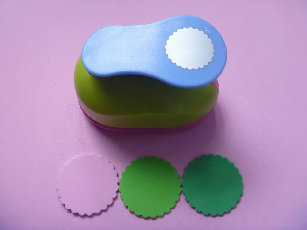 Free Shipping 2 inch Wave Circle EVA foam punches paper puncher for greeting card handmade DIY scrapbooking craft punch machine
Free Shipping 2 inch Wave Circle EVA foam punches paper puncher for greeting card handmade DIY scrapbooking craft punch machine