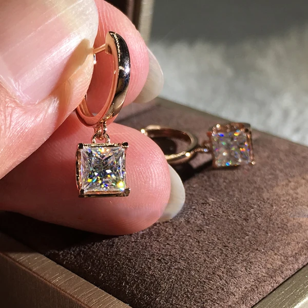 Luxury Female Small Square Hoop Earrings Fashion Silver Rose Gold Color Wedding Earrings Double Zircon Stone Earrings For Women
Luxury Female Small Square Hoop Earrings Fashion Silver Rose Gold Color Wedding Earrings Double Zircon Stone Earrings For Women
