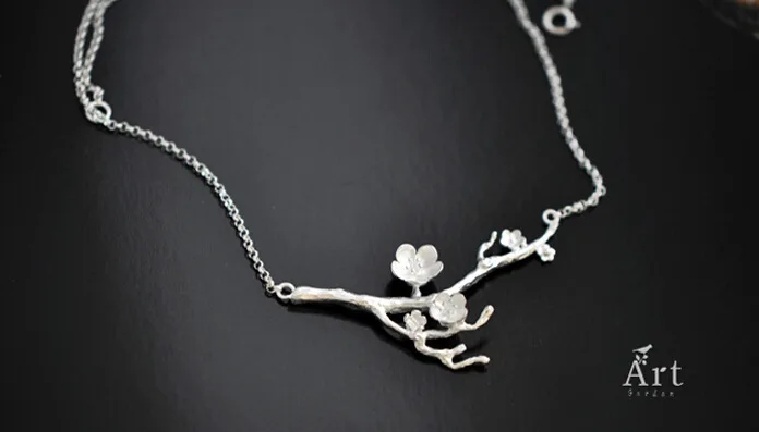 ZTUNG GUP9 women fine jewelry,delicate the plum blossom necklace,925 silver pendant as a gift for young lady
ZTUNG GUP9 women fine jewelry,delicate the plum blossom necklace,925 silver pendant as a gift for young lady