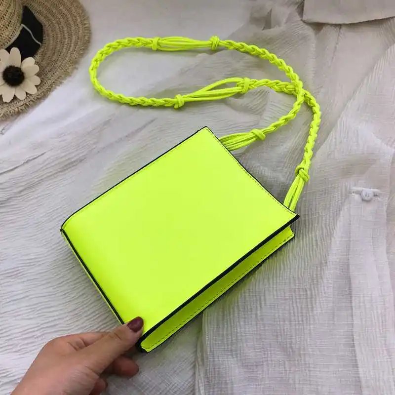 Women's Messenger Bag 2019 New Trend Personality Fluorescent Women's Small Square Bag Simple Fashion Weave Women's Shoulder Bag
Women's Messenger Bag 2019 New Trend Personality Fluorescent Women's Small Square Bag Simple Fashion Weave Women's Shoulder Bag