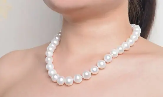 Huge 18"11-12mm Natural South Sea genuine white round nuclear pearl necklace
Huge 18"11-12mm Natural South Sea genuine white round nuclear pearl necklace