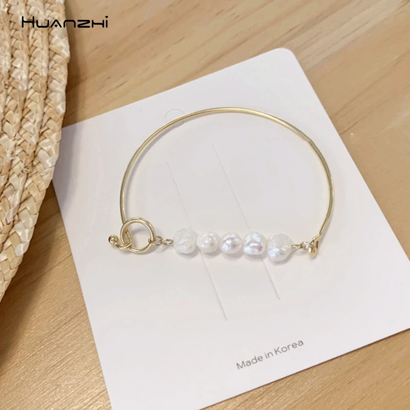 HUANZHI 2019 Korean New Irregular Natural Freshwater Pearl Geometric D Shape Office Style Jewelry Sweet Bangle for Women Girls
HUANZHI 2019 Korean New Irregular Natural Freshwater Pearl Geometric D Shape Office Style Jewelry Sweet Bangle for Women Girls