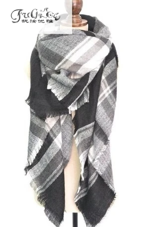 New plaid scarf female, scarf scarf counter, Europe and the United States big style black and white square mantillas
New plaid scarf female, scarf scarf counter, Europe and the United States big style black and white square mantillas