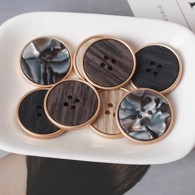 TQ 5pcs/lot high quality metal button bronze black coffee sewing button for jacket seweat overcoat garment accessories F4
TQ 5pcs/lot high quality metal button bronze black coffee sewing button for jacket seweat overcoat garment accessories F4