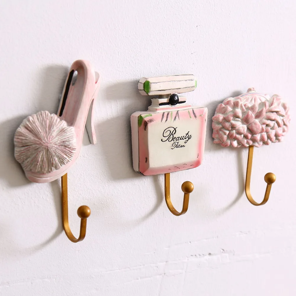 3 sets of combinations of creative gifts resin caps hanging wall hanging bag hooks hat resin home hook
3 sets of combinations of creative gifts resin caps hanging wall hanging bag hooks hat resin home hook